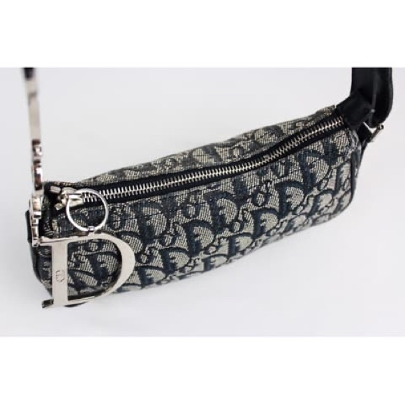 Authentic vintage Christian Dior logo bag. Iconic and in excellent condition. - Picture 6 of 6